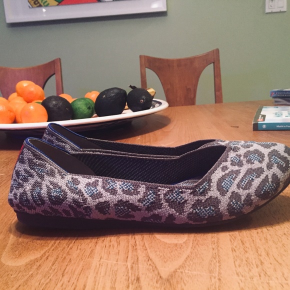 Rothy's Round Toe Grey Spotted Size 9 - Perfect - Picture 7 of 7